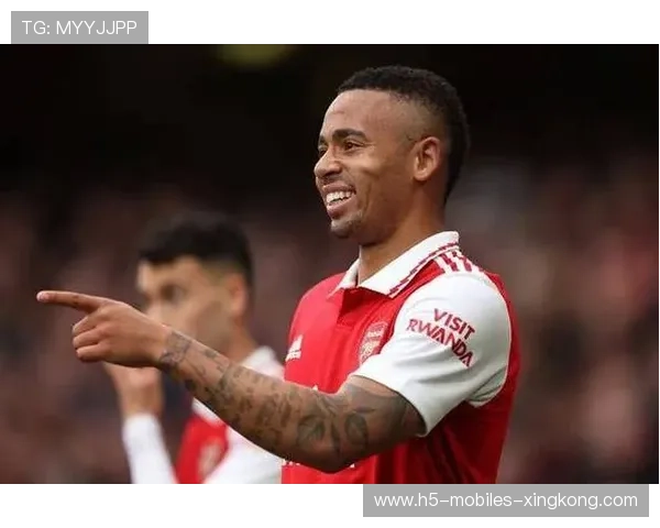 阿森纳锋线多点开花赢得称赞