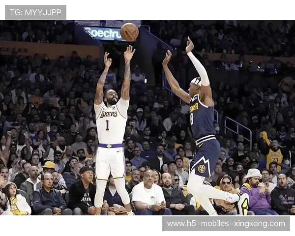 湖人团队在防守端的出色表现让对手崩盘