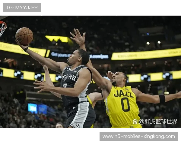爵士队战绩稳步提升，冲击季后赛，爵士队比赛最新战况