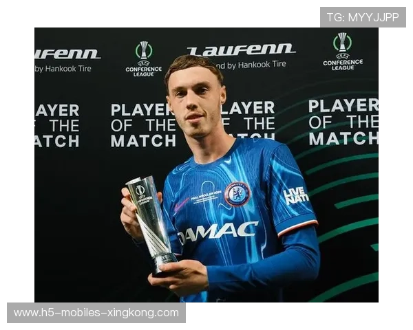 切尔西角球转换形成破门，帕尔默远射命中